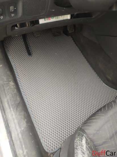 Автомобильные коврики Renault Laguna II (X74) Лифтбек (2001 - 2008)