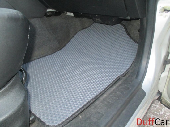 Автомобильные коврики Suzuki Grand Vitara II JT 3d (2005 - 2015)